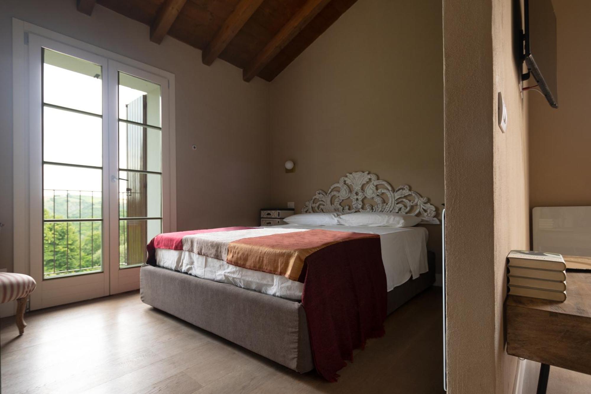 Luce Boutique Hotel Fortunago Extérieur photo