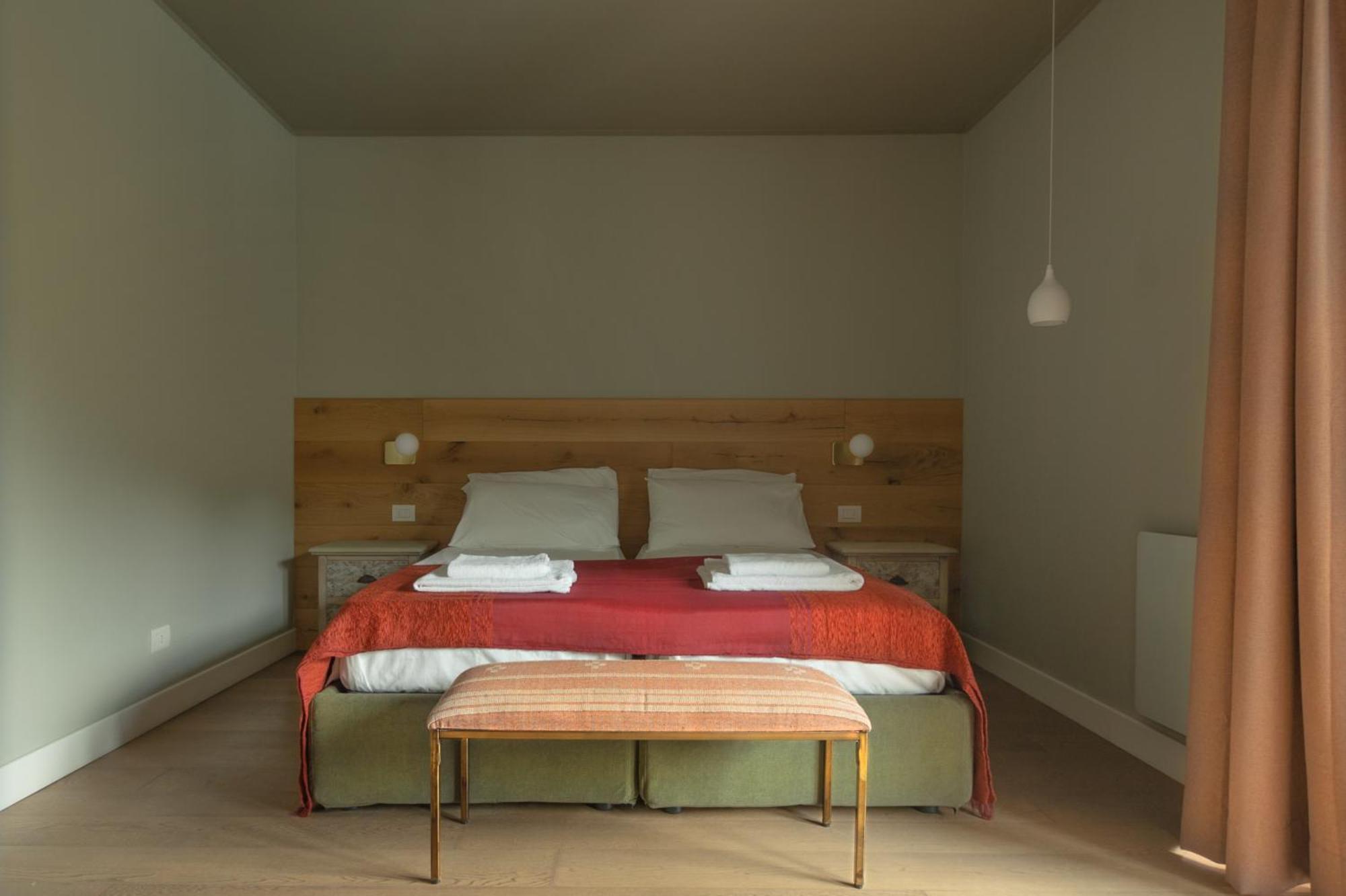 Luce Boutique Hotel Fortunago Extérieur photo